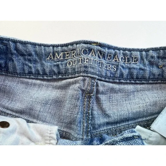 American Eagle Hi-Rise Festival Shorts Womens 4 Blue Denim Distressed Casual - Picture 3 of 9
